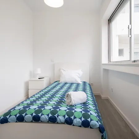 בית הארחה Moreira Terrace *